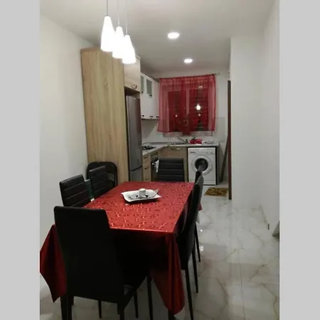 Seafront Studio In *
